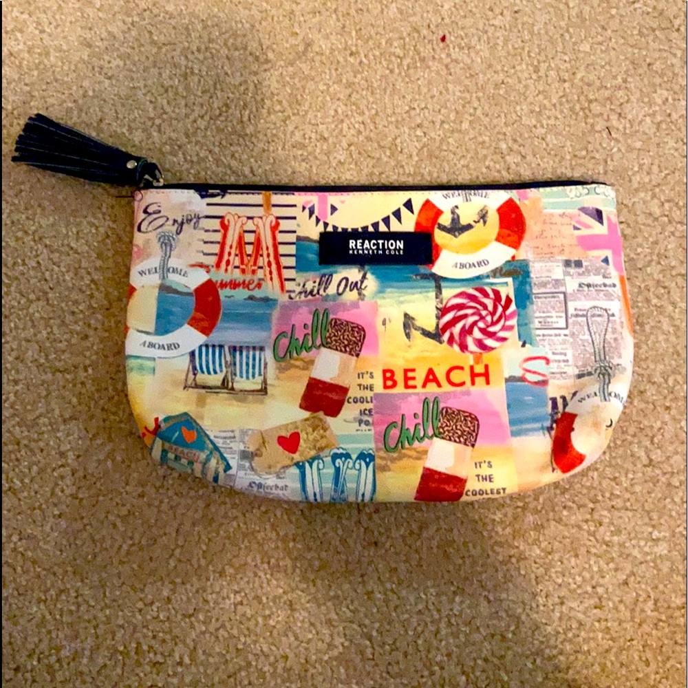 Makeup bag